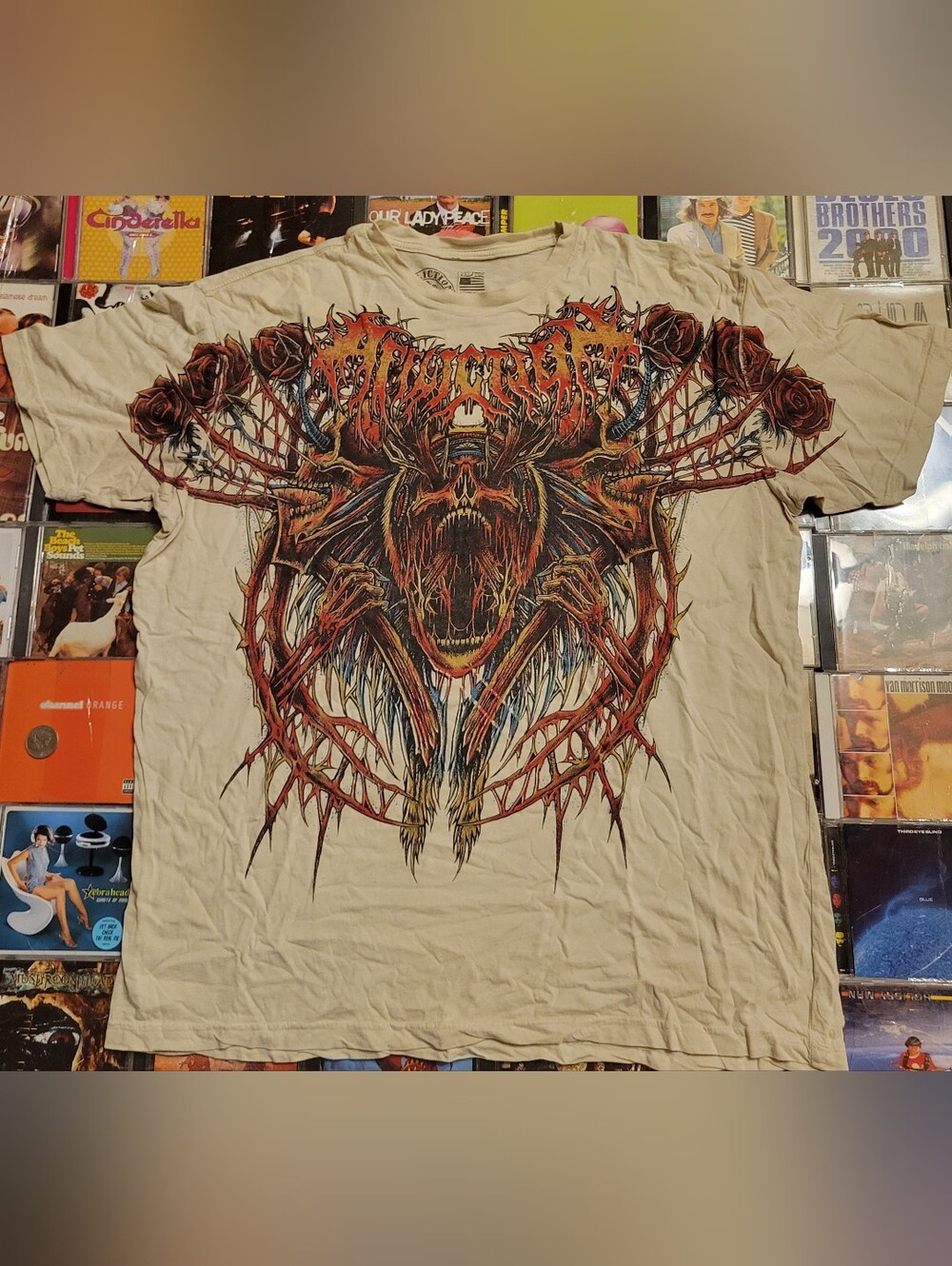 Affliction Beige Short-Sleeve Tee with Red and Black Graphic Demon